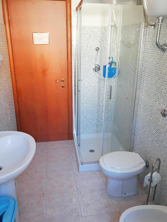 B&B Il Cortile Del Sole Olmedo Eksteriør billede